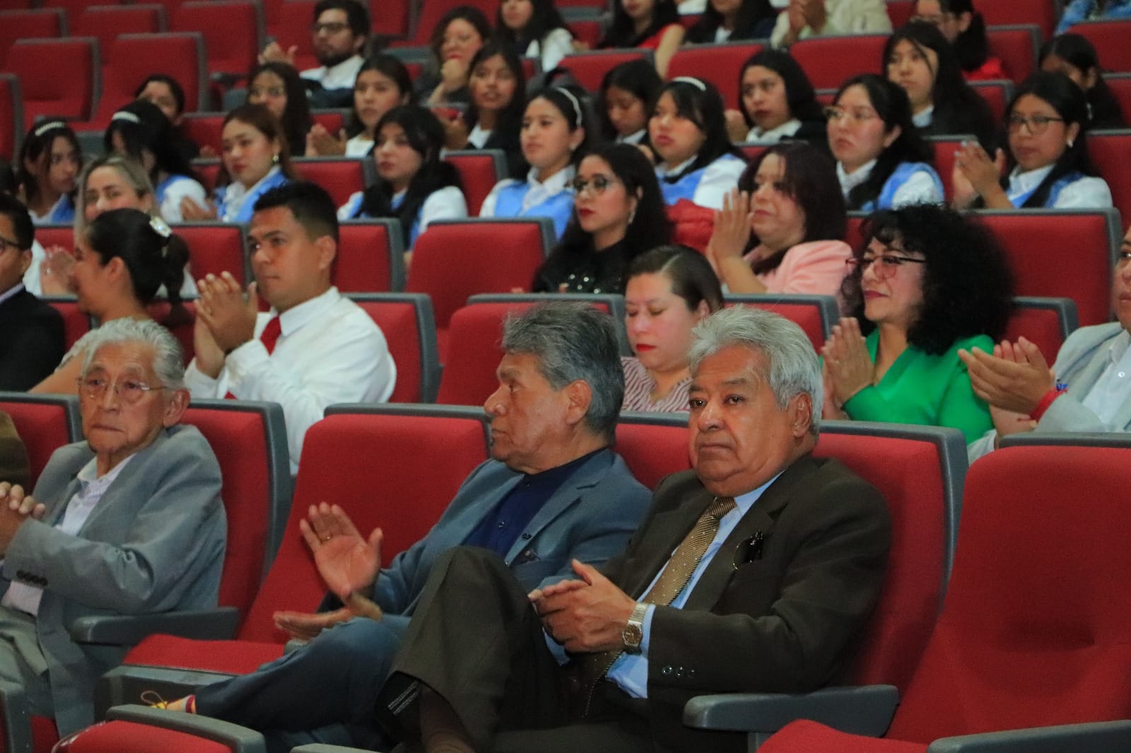 Presenta Ciencias de la Educación UATx su colección 'Rutas Educativas Transdisciplinarias'